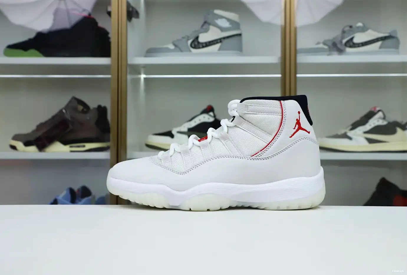 11 PLATINUM JORDAN TINT RETRO XI AIR 0524